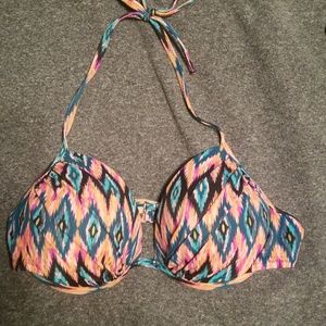 Bright so very cute bathing top molded cups